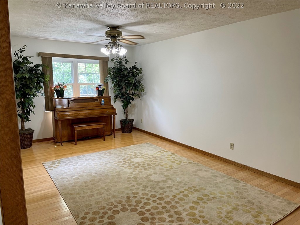 616 Hidden Valley Road Chapmanville, WV 25508 - Photo 11 of 38 Gallery Image 11