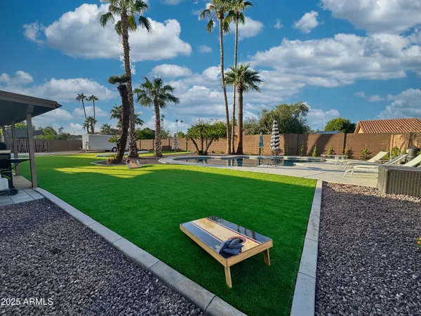 $1,069,800 | 7732 West Wagoner Road, Glendale, AZ 85308