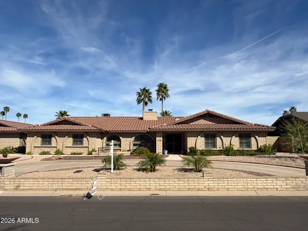 $1,069,800 | 7732 West Wagoner Road, Glendale, AZ 85308