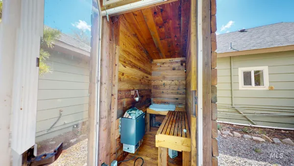 $540,000 | 1409 South 2000 East, Gooding, ID 83330