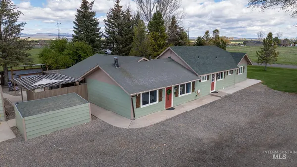 $540,000 | 1409 South 2000 East, Gooding, ID 83330