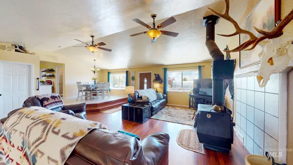 $540,000 | 1409 South 2000 East, Gooding, ID 83330