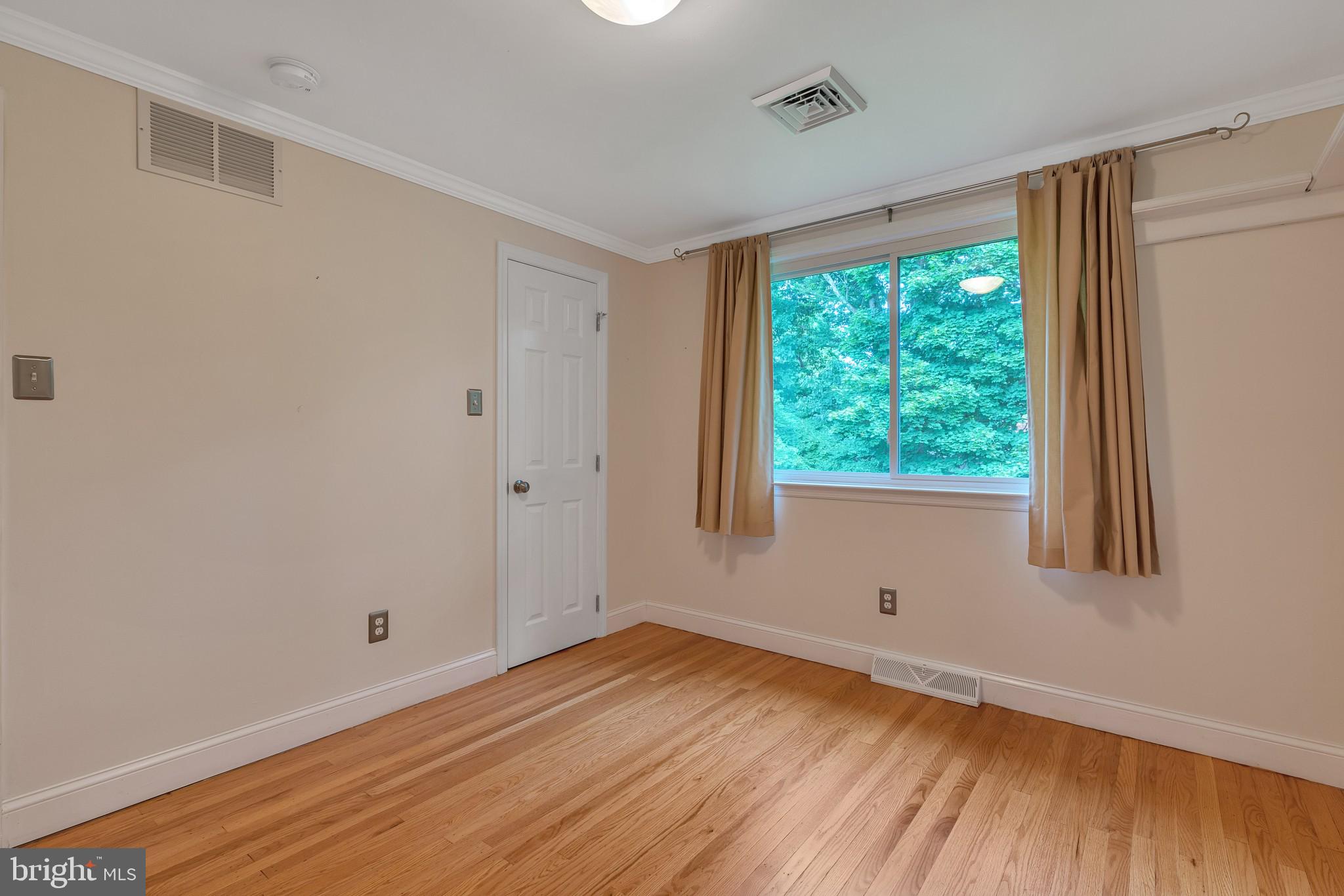 209 Demarest Road Moorestown, NJ 08057 - Photo 21 of 31 Gallery Image 21