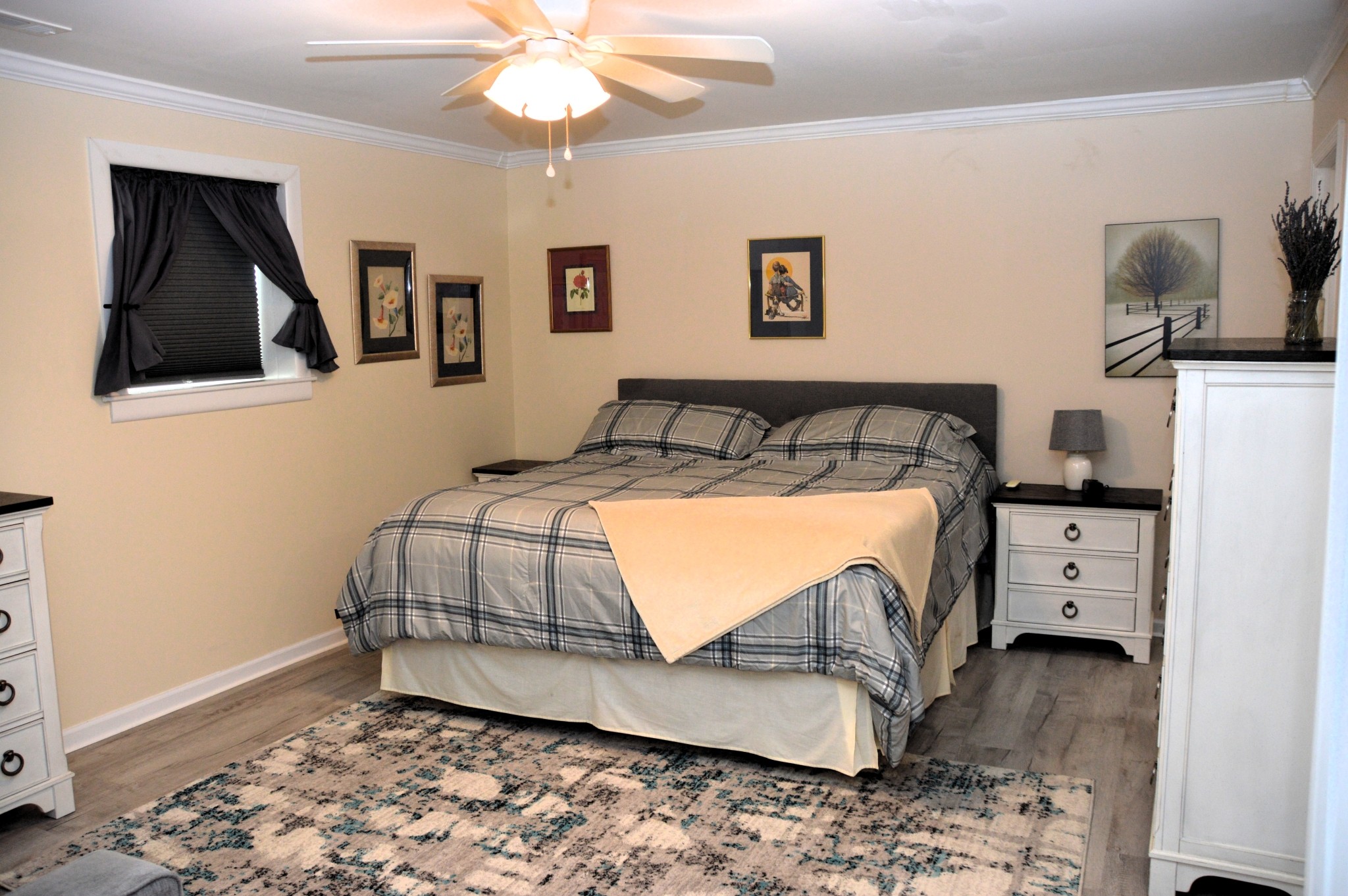 351 Hurricane Creek Road Linden, TN 37096 - Photo 23 of 41 a bedroom with a bed and a mirror