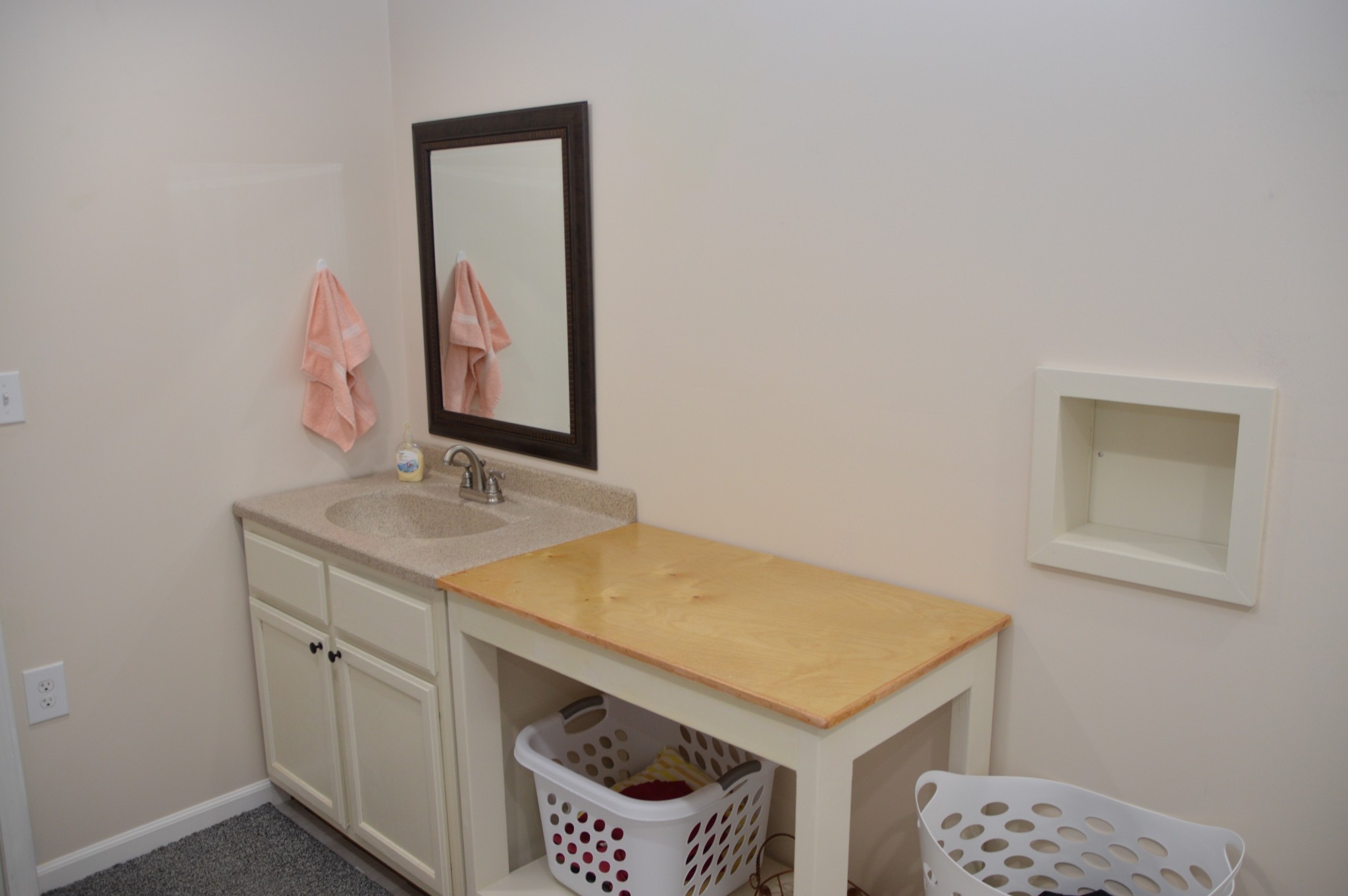 351 Hurricane Creek Road Linden, TN 37096 - Photo 29 of 41 a bathroom with a sink and a mirror