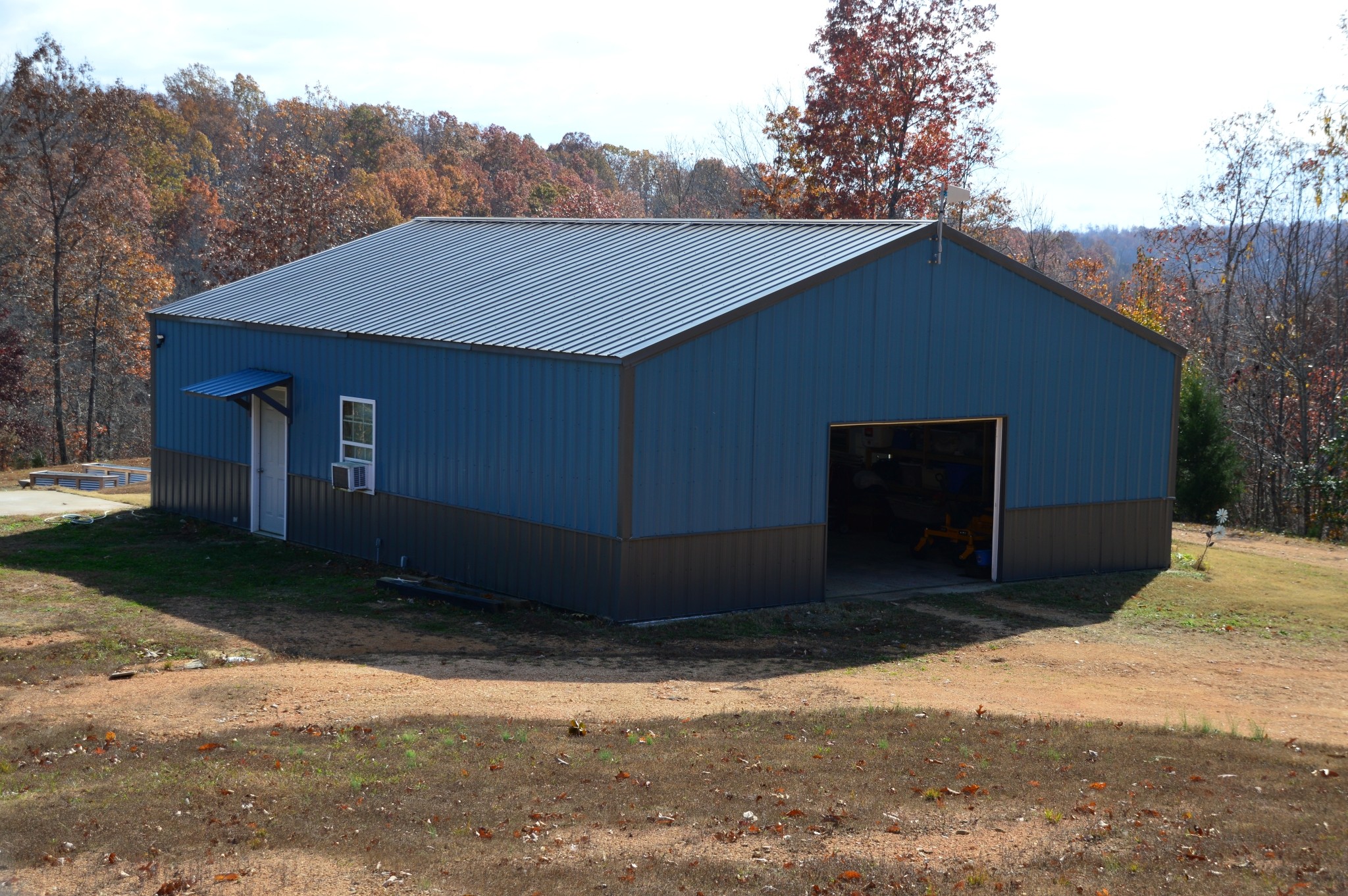 351 Hurricane Creek Road Linden, TN 37096 - Photo 7 of 41 a backyard of a house