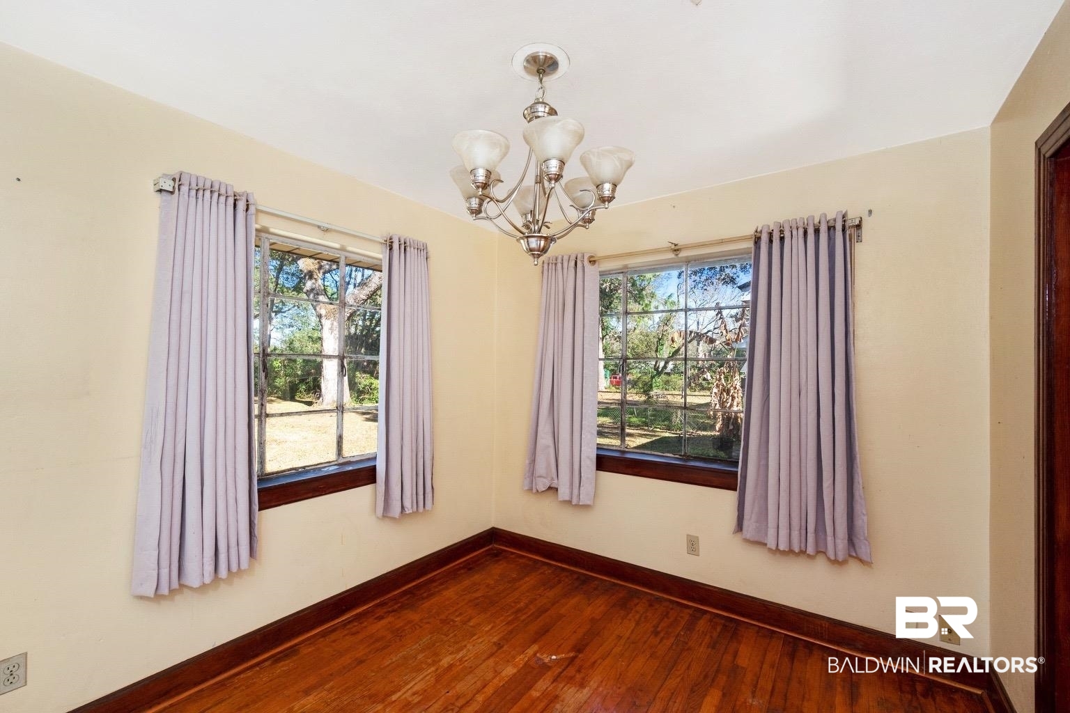 4162 Government Boulevard Mobile, AL 36693 - Photo 6 of 20