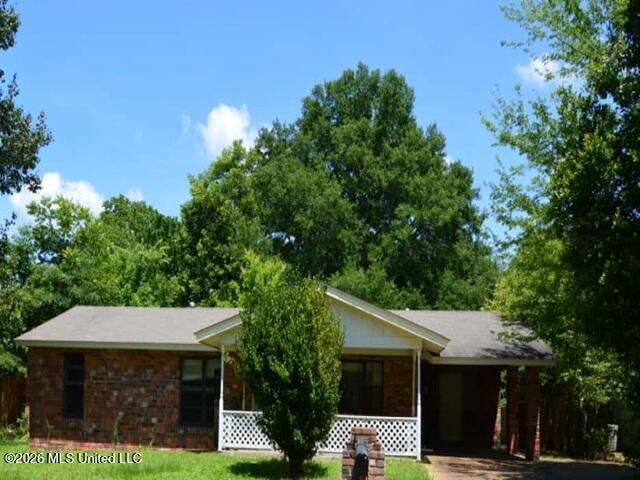 405 Springdale Drive Columbus, MS 39702 - Photo 1 of 12 1