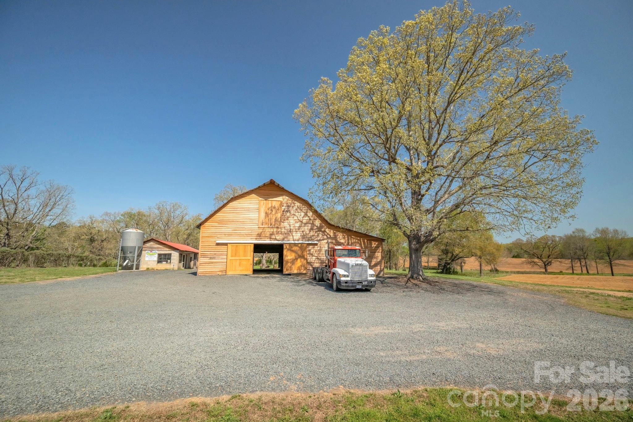 32286 Laton Road Albemarle, NC 28001 - Photo 3 of 47