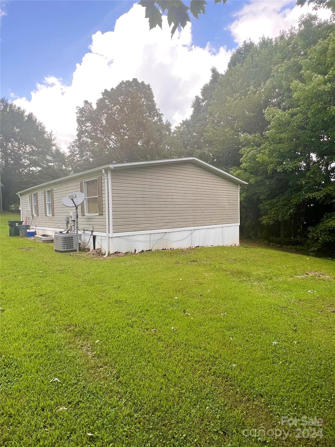 4088 Jacumin Road Valdese, NC 28690 - Photo 4 of 18 Gallery Image 4