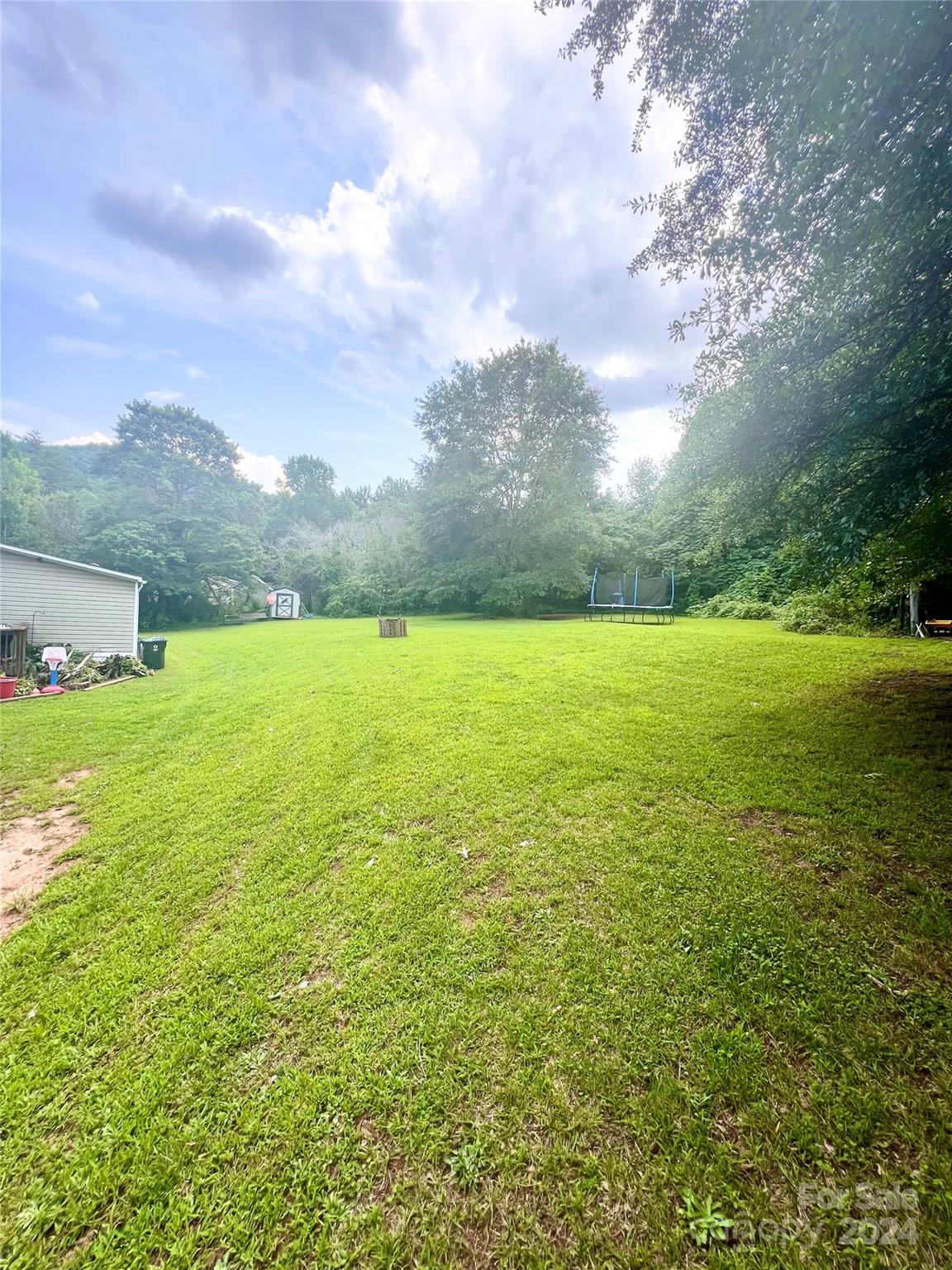 4088 Jacumin Road Valdese, NC 28690 - Photo 5 of 18 Gallery Image 5