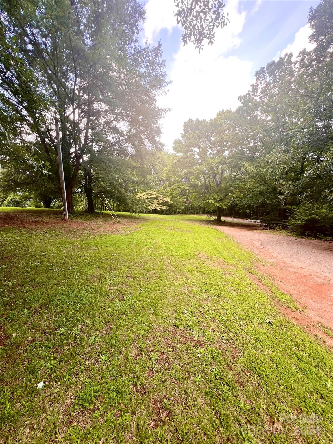 4088 Jacumin Road Valdese, NC 28690 - Photo 6 of 18 Gallery Image 6