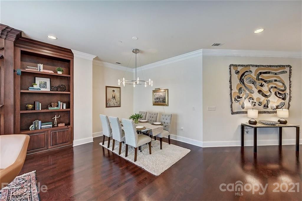 626 Queens Road, Unit 201 Charlotte, NC 28207 - Photo 14 of 32 Gallery Image 14