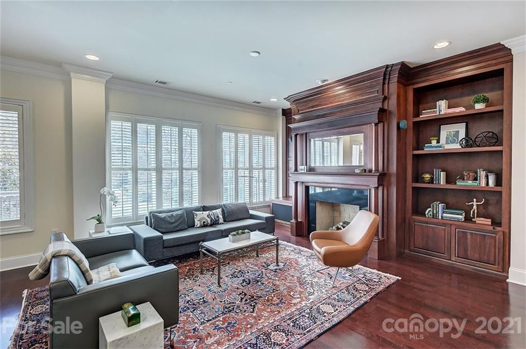 626 Queens Road, Unit 201 Charlotte, NC 28207 - Photo 17 of 32 Gallery Image 17