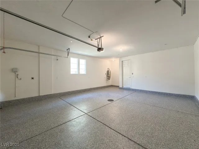 $2,400 | 24 Kimberlite Drive, Henderson, NV 89011