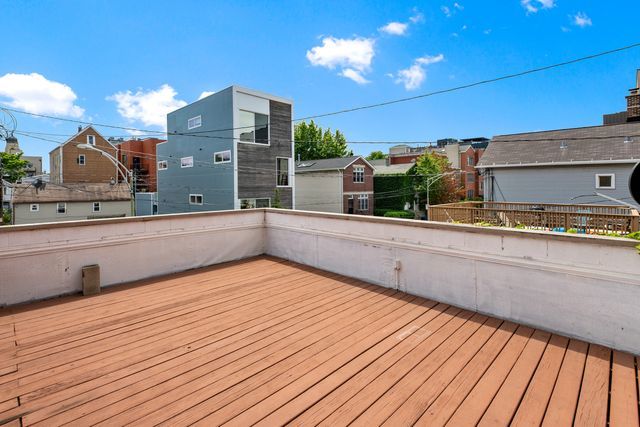 1515 West Chestnut Street, Unit 2 Chicago, IL 60642 - Photo 12 of 13