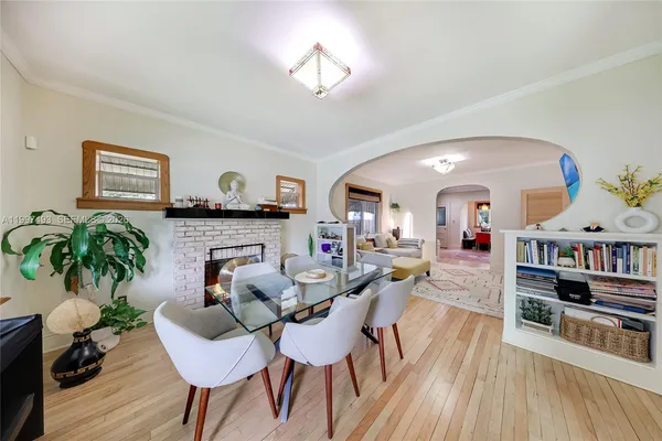 $5,550 | 521 Northeast 74th Street, Miami, FL 33138