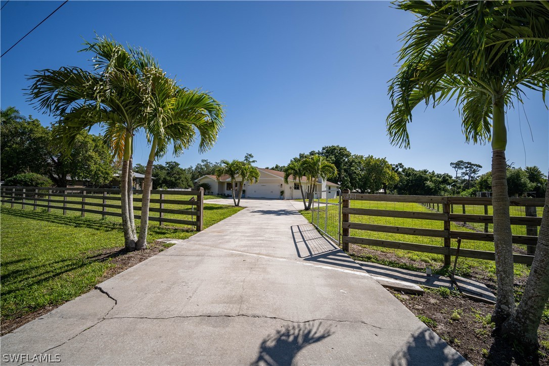 4301 Staley Road Fort Myers, FL 33905 - Photo 4 of 49 Gallery Image 4