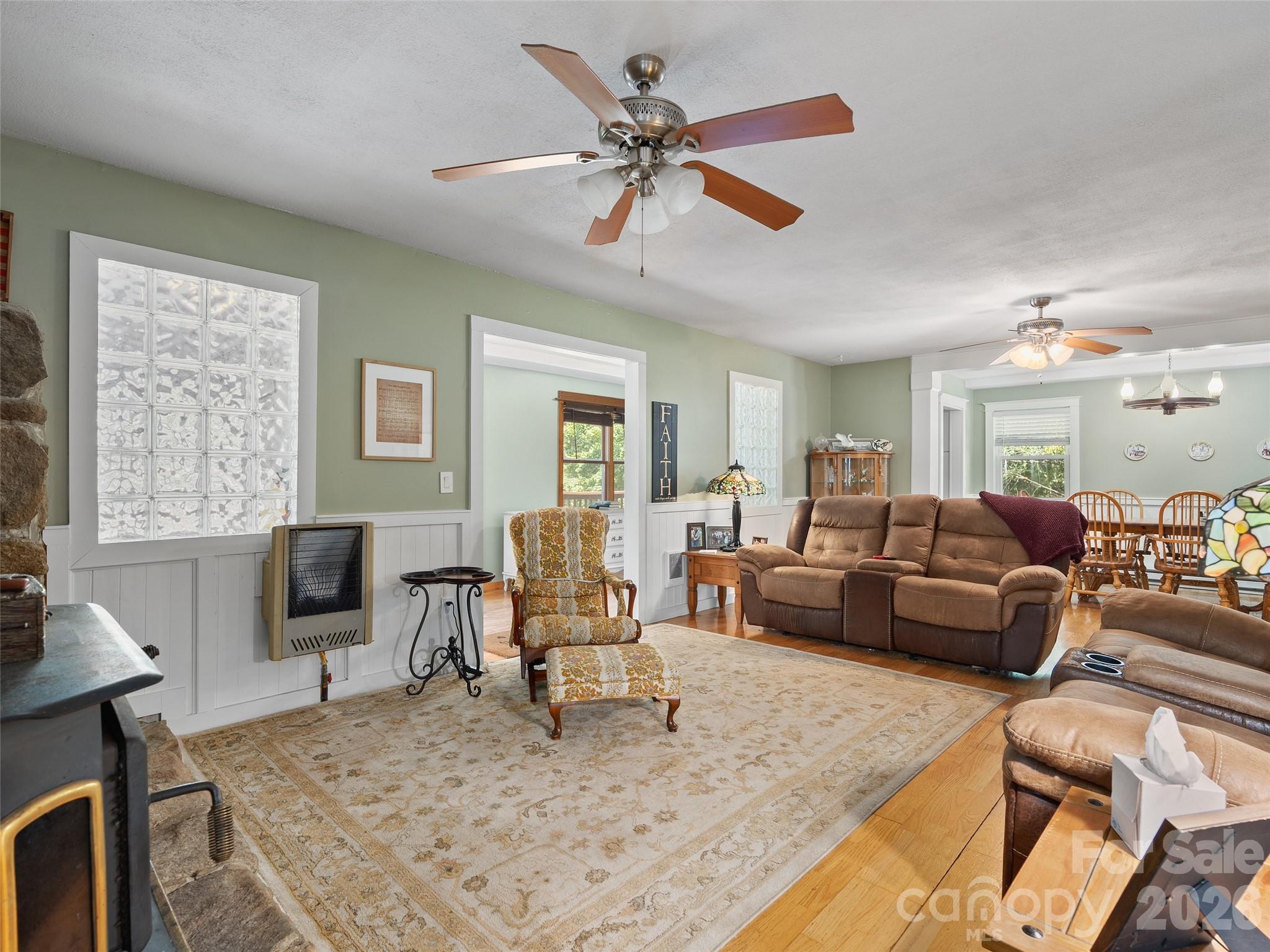 885 Rustic Heights Road Waynesville, NC 28785 - Photo 7 of 35 Gallery Image 7