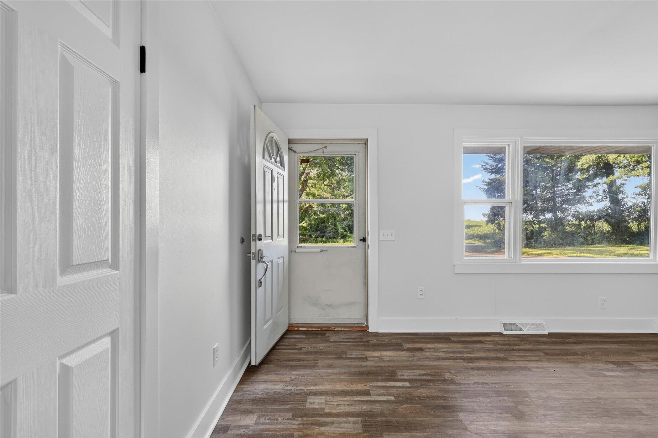 5510 County Farm Road Greenville, MI 48838 - Photo 6 of 45 06-5510-County-Farm-Rd-Greenville-MI-488