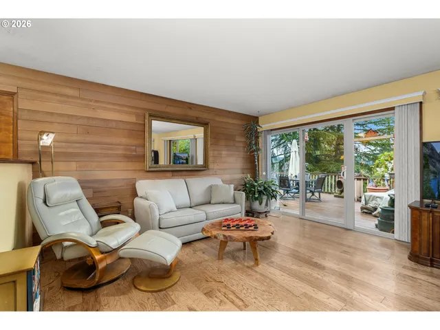 $750,000 | 16020 Southeast Monner Road, Happy Valley, OR 97086