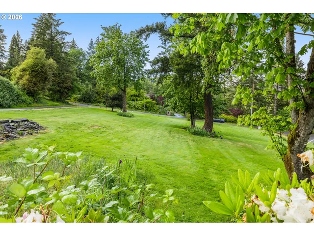 $750,000 | 16020 Southeast Monner Road, Happy Valley, OR 97086