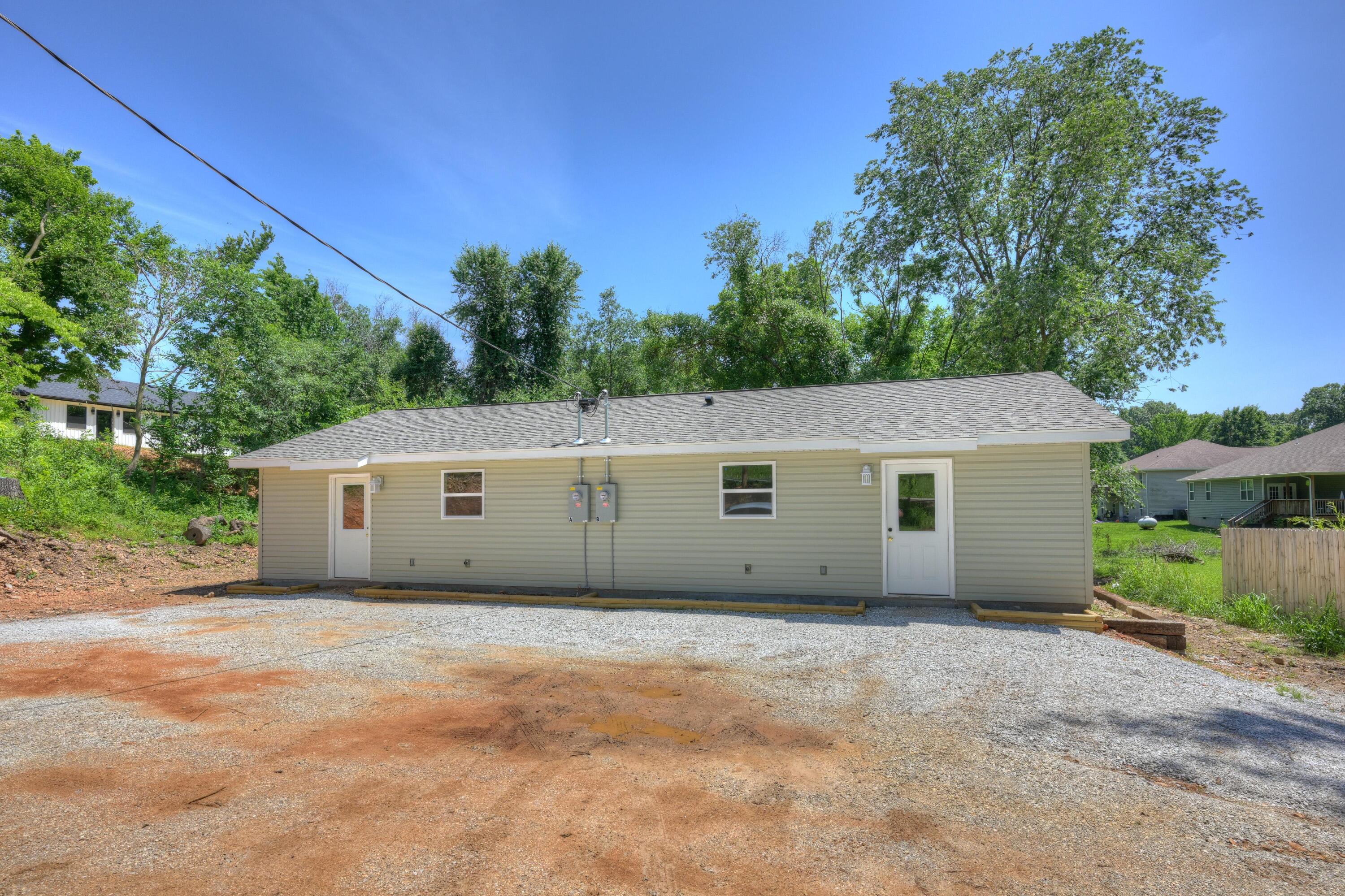 1601 Ridgewood Road Neosho, MO 64850 - Photo 1 of 1 001