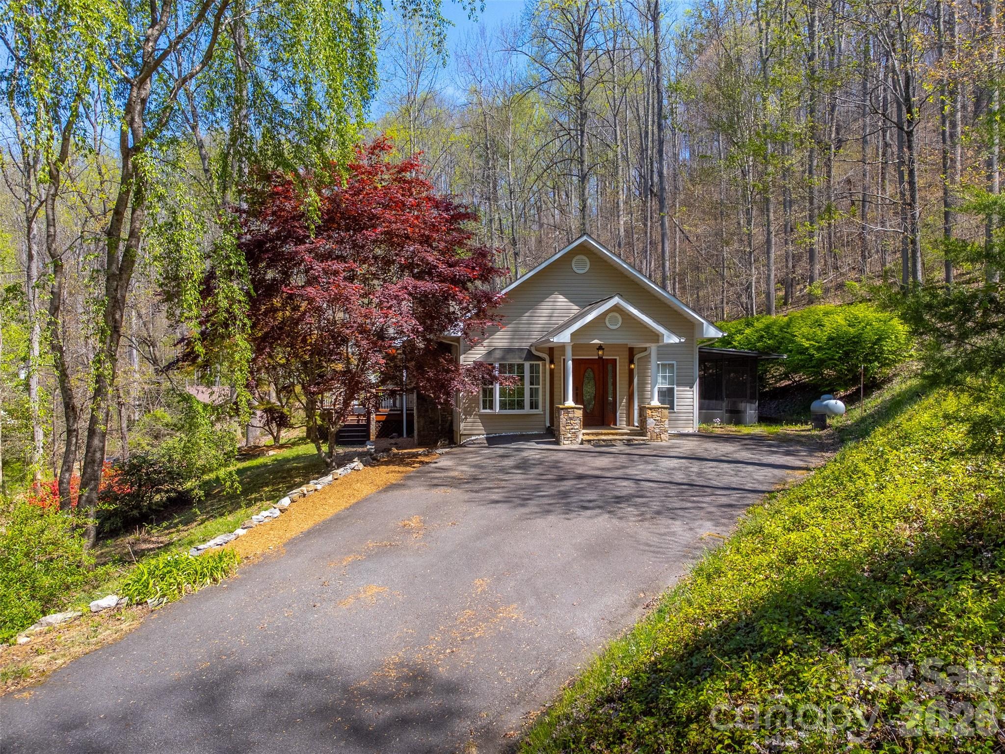 605 Toy Cv Road Sylva, NC 28779 - Photo 4 of 48
