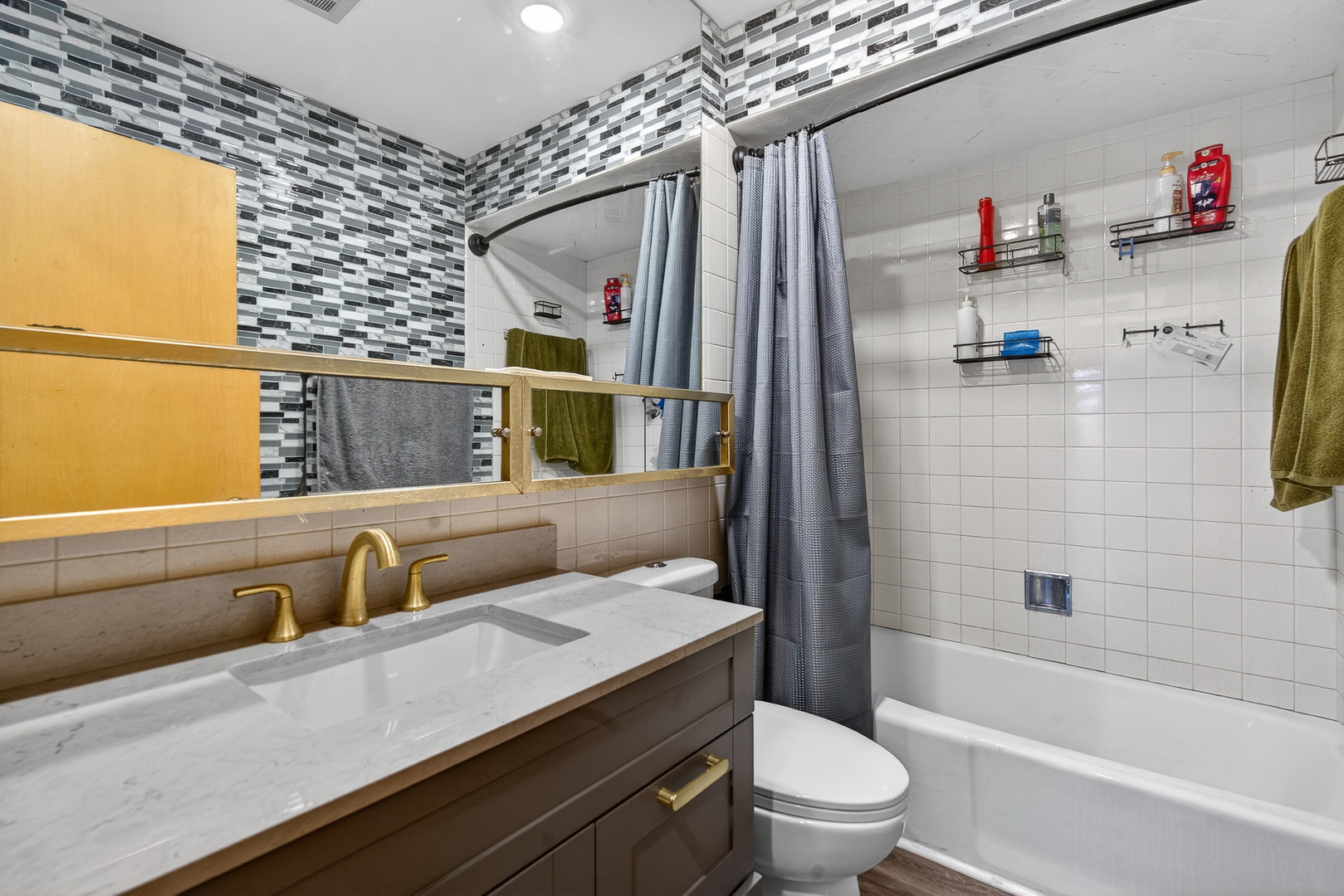 8834 Plainfield Road Brookfield, IL 60513 - Photo 12 of 20