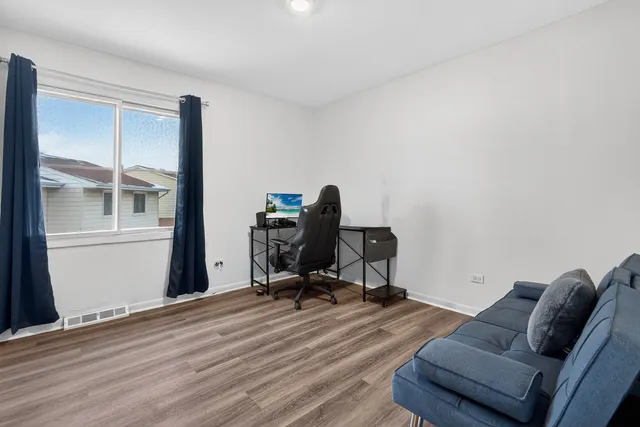 $349,900 | 8834 Plainfield Road, Brookfield, IL 60513