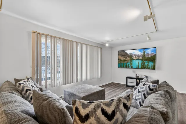 $349,900 | 8834 Plainfield Road, Brookfield, IL 60513