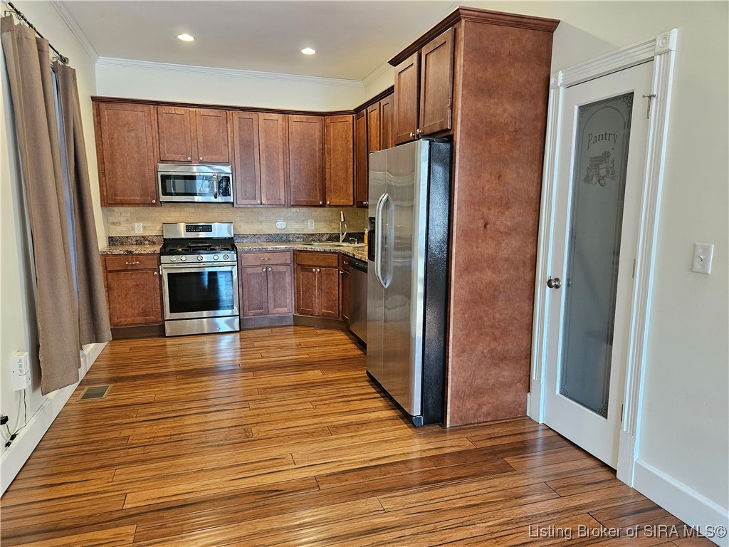 220 West 2nd Street Madison, IN 47250 - Photo 3 of 17