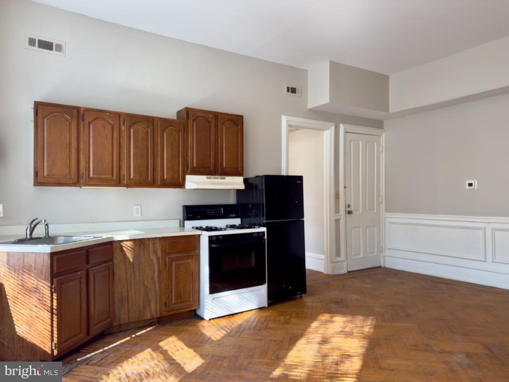 2011 North 3rd Street, Unit 4 Harrisburg, PA 17102 - Photo 9 of 18