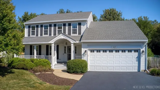 $575,000 | 1637 Haines Drive, Batavia, IL 60510