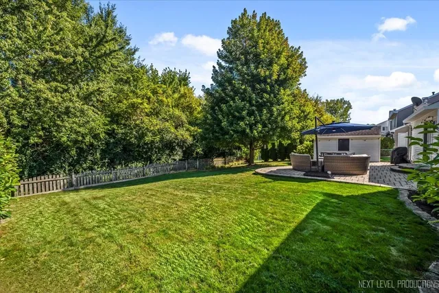 $575,000 | 1637 Haines Drive, Batavia, IL 60510