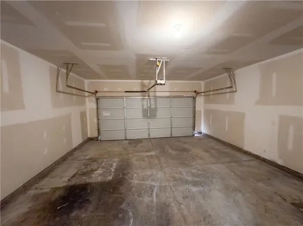 $383,000 | 943 Liberty Bell Run, Hoschton, GA 30548