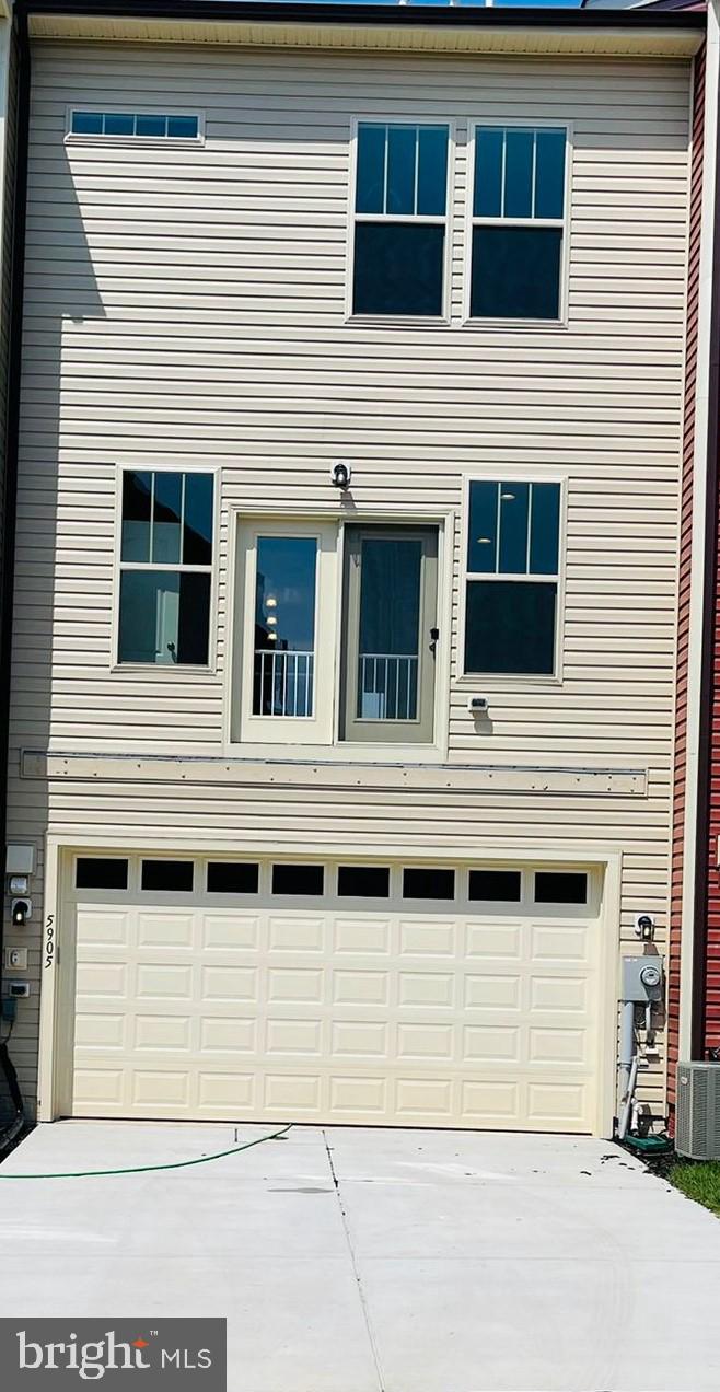 5905 Garden Walk Drive Frederick, MD 21703 - Photo 15 of 15 Garage - Rear View