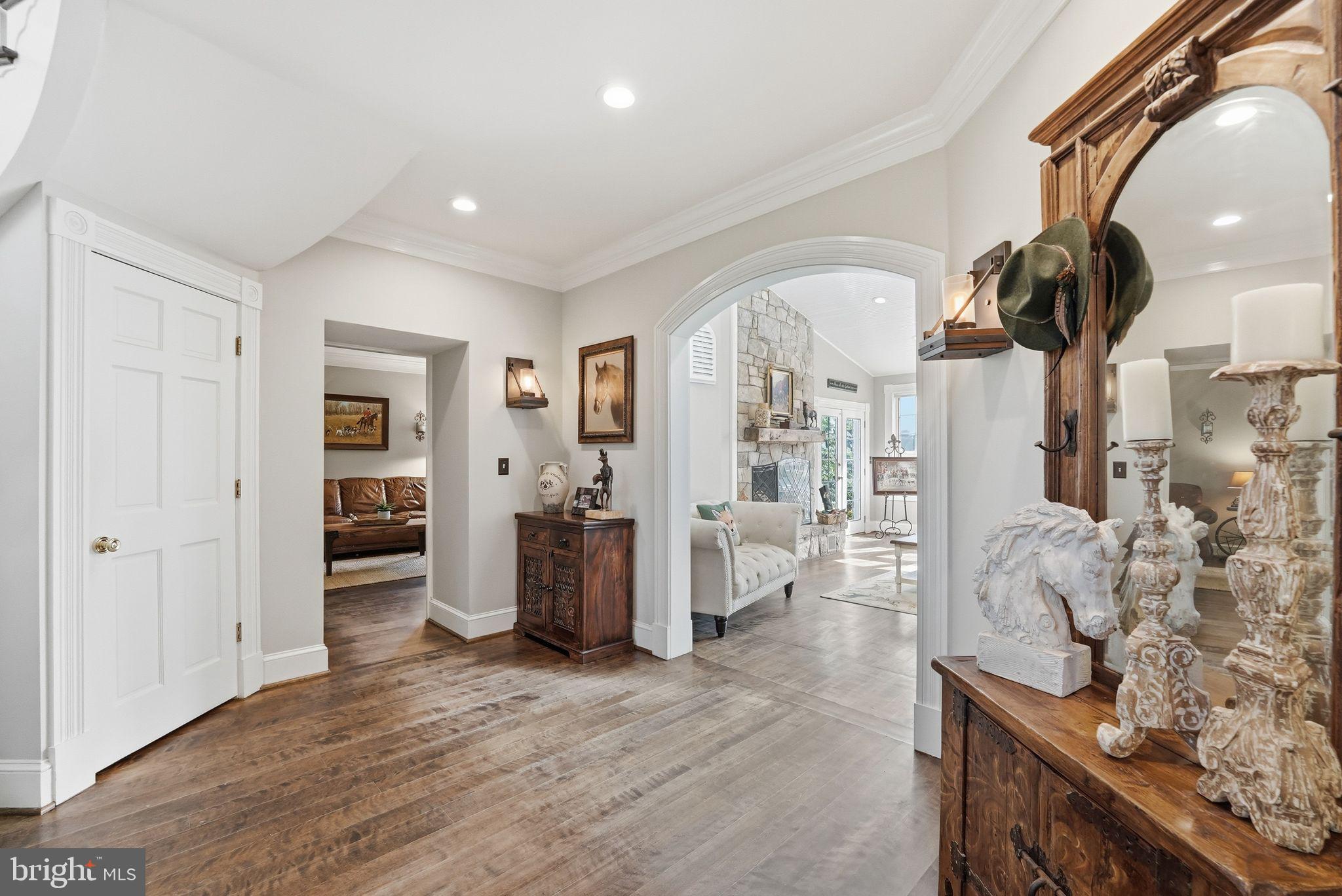 7724 Cannonball Gate Road Warrenton, VA 20186 - Photo 15 of 98 Foyer