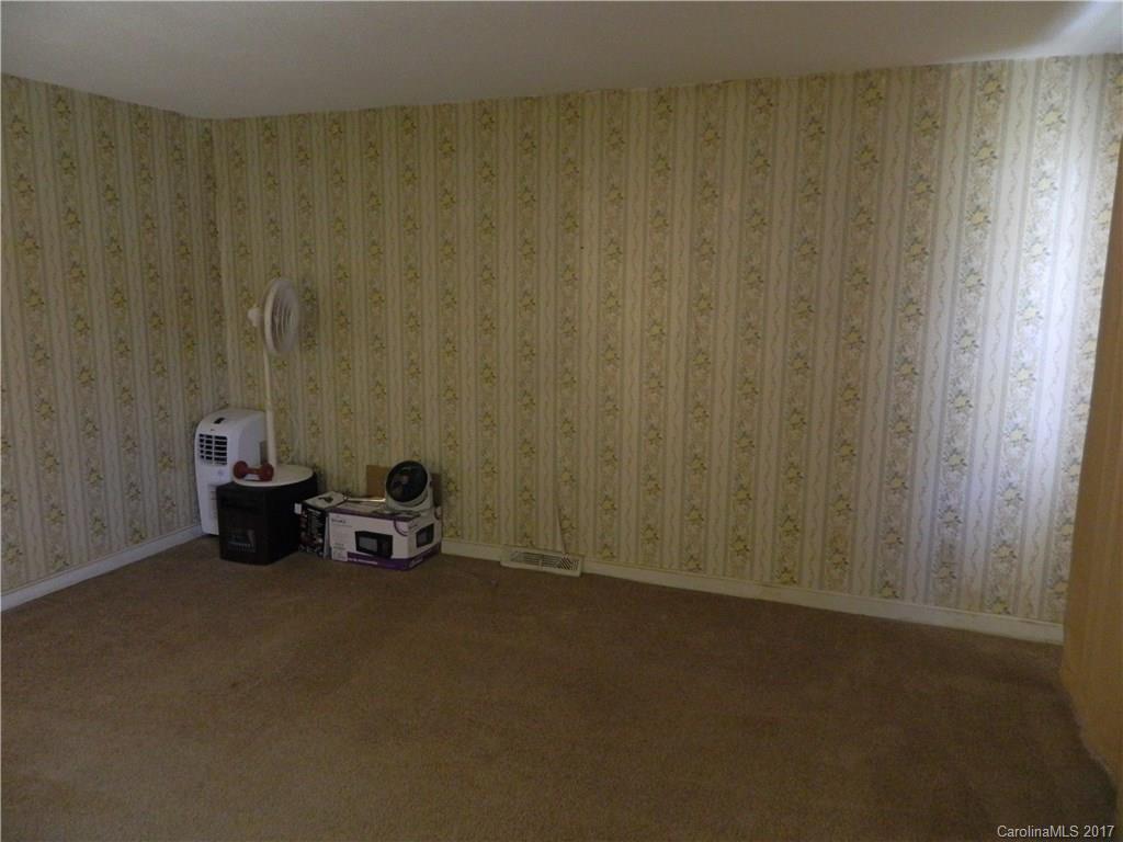 3914 Langley Road Charlotte, NC 28215 - Photo 2 of 15 Gallery Image 2