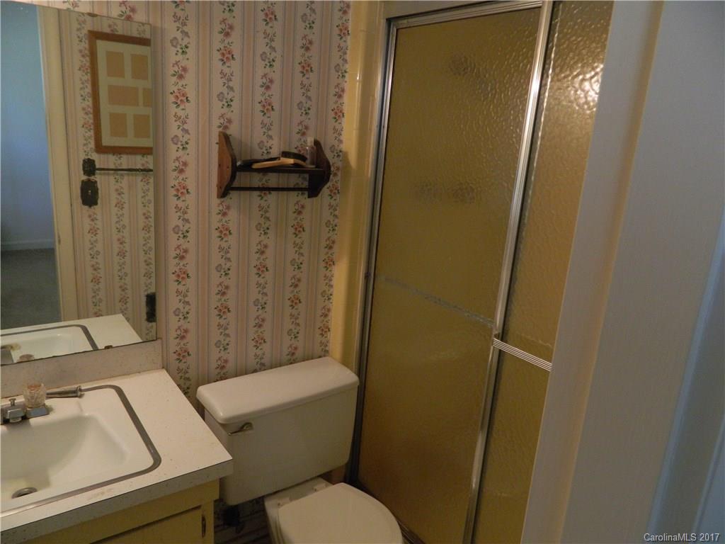 3914 Langley Road Charlotte, NC 28215 - Photo 10 of 15 Gallery Image 10