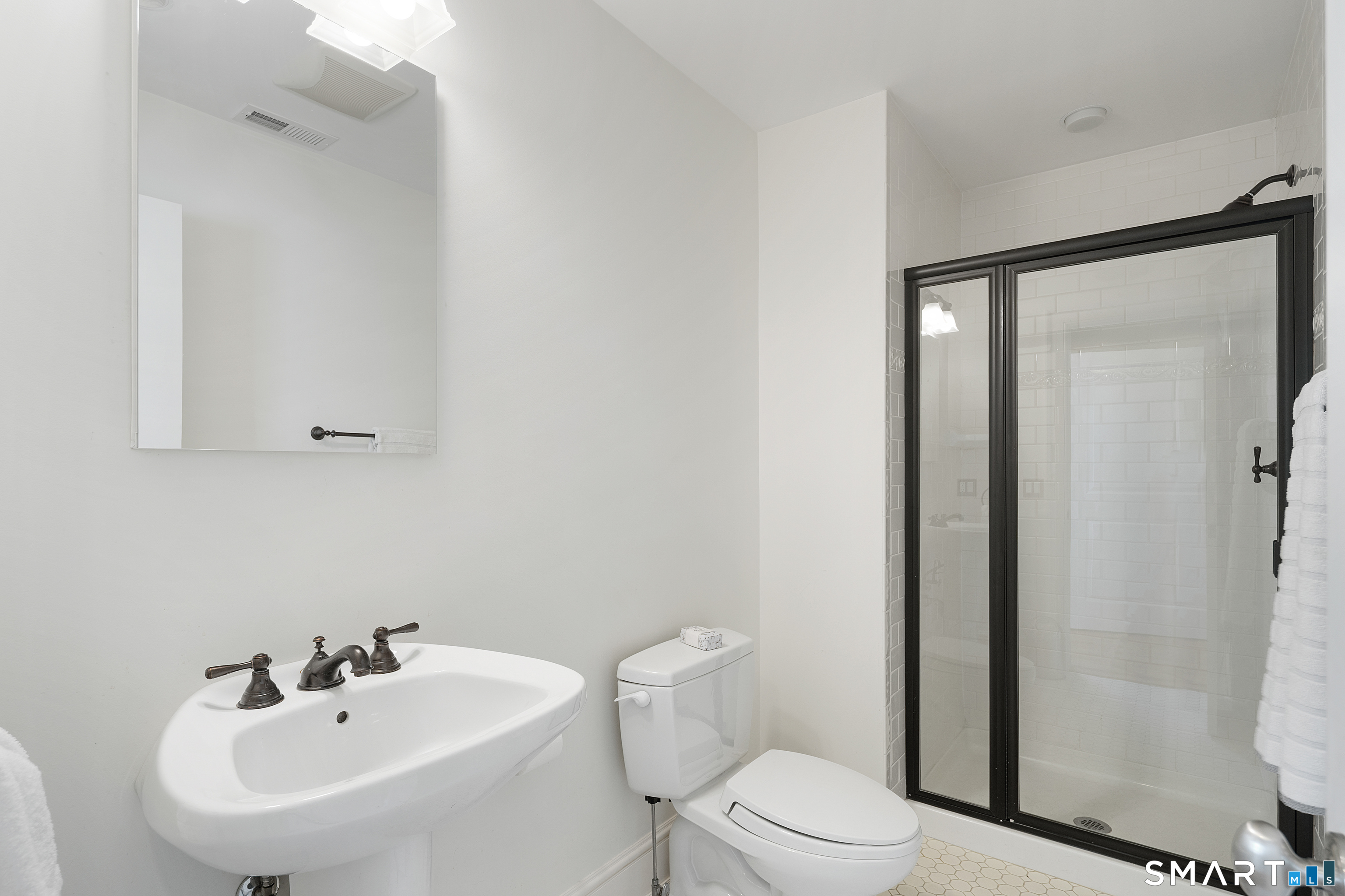1 Duffys Lane Darien, CT 06820 - Photo 30 of 40