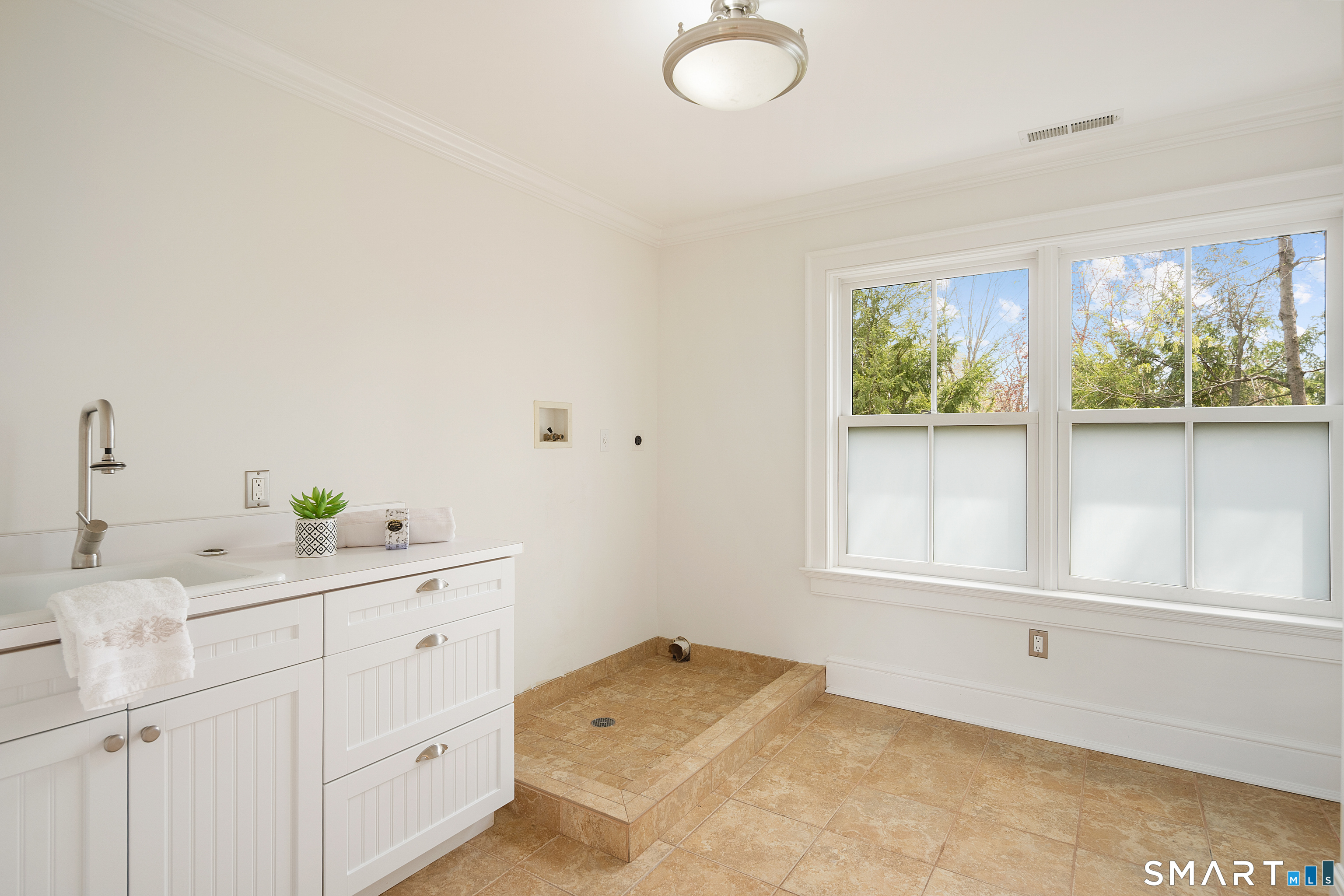 1 Duffys Lane Darien, CT 06820 - Photo 31 of 40