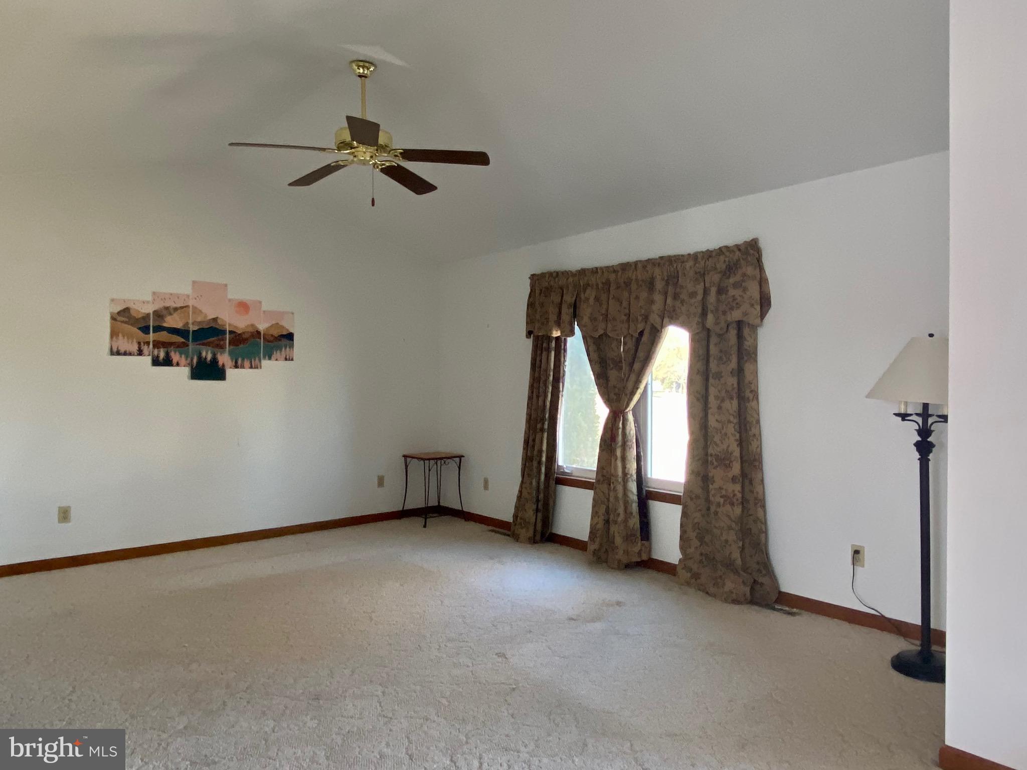 508 Matthew Circle Milford, DE 19963 - Photo 5 of 20 family room