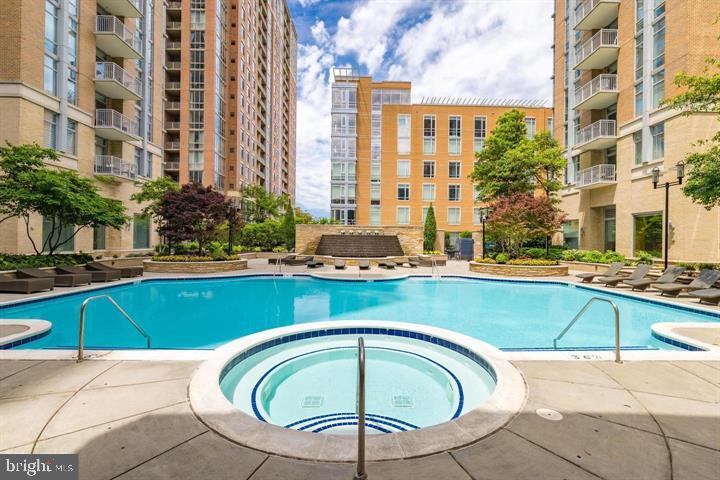 11990 Market Street, Unit 1202 Reston, VA 20190 - Photo 43 of 70 Midtown Condo Spa