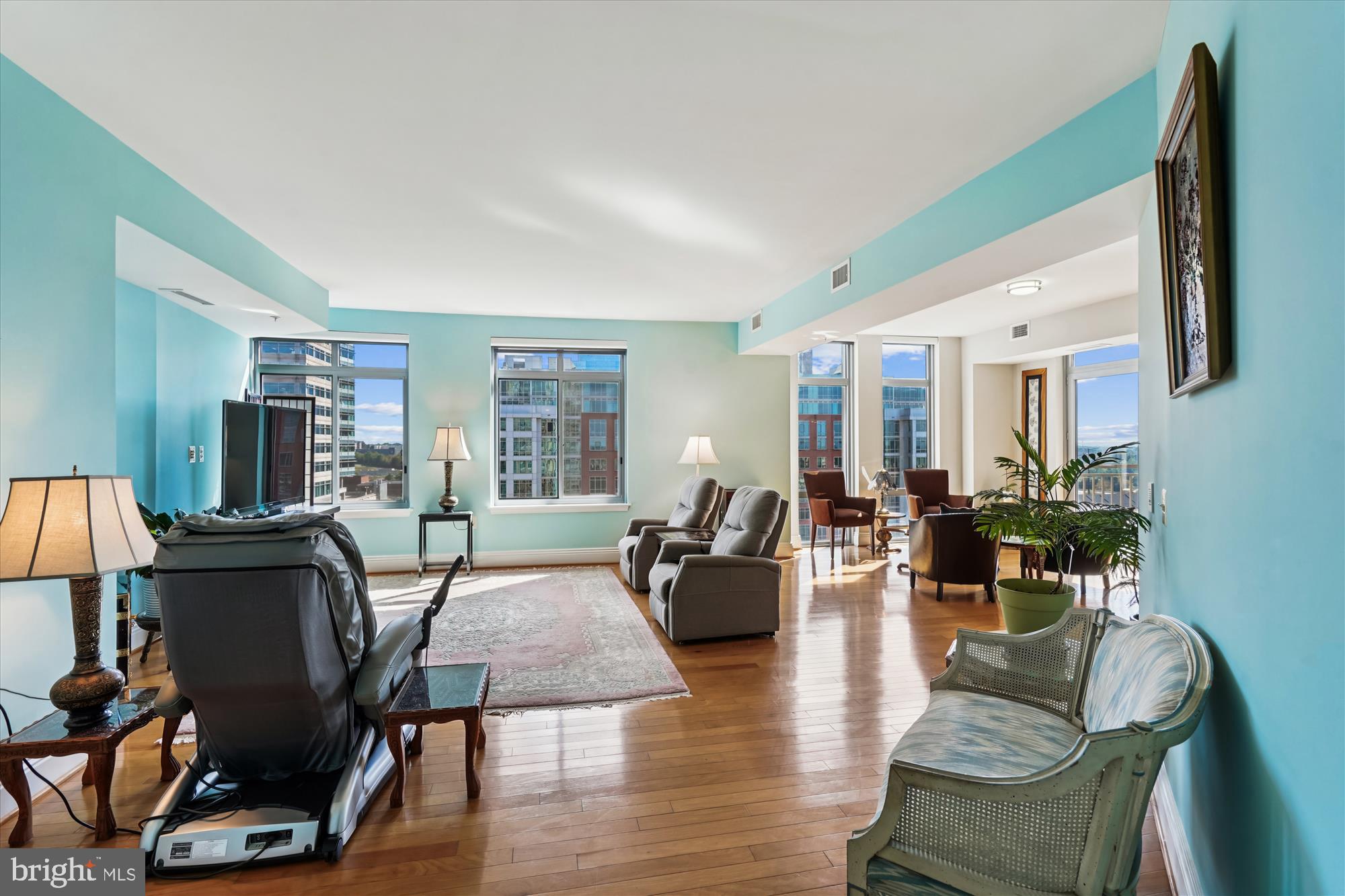 11990 Market Street, Unit 1202 Reston, VA 20190 - Photo 7 of 70 Spacious Living Room