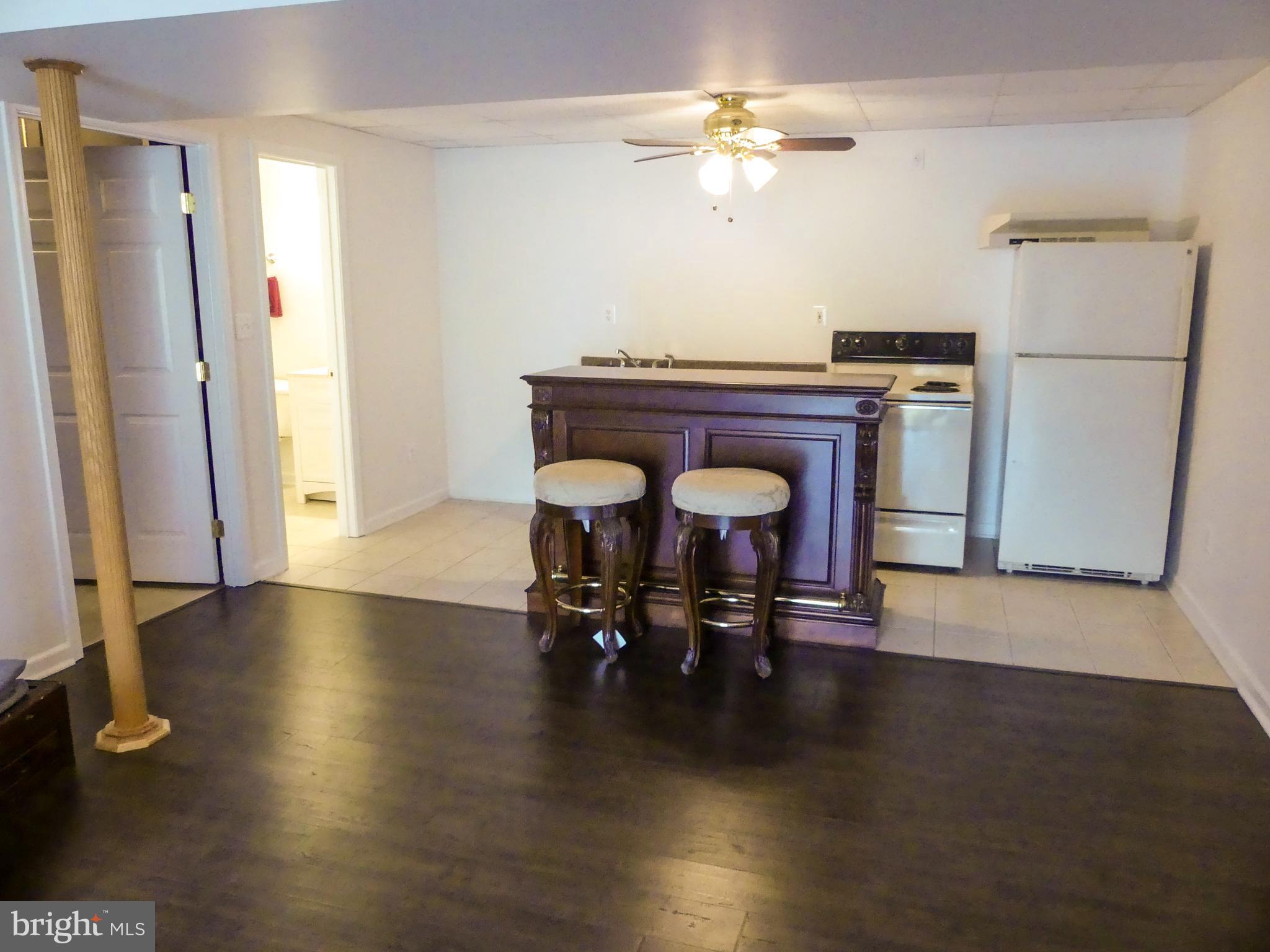 28 Ripley Road Stafford, VA 22556 - Photo 24 of 29 Kitchenette in LL, bar negotiable.