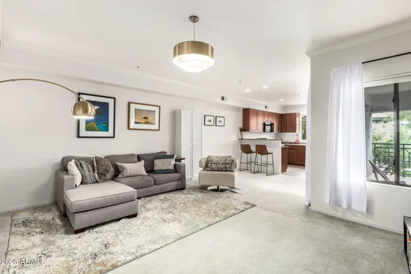 $295,000 | 295 North Rural Road, Unit 202, Chandler, AZ 85226