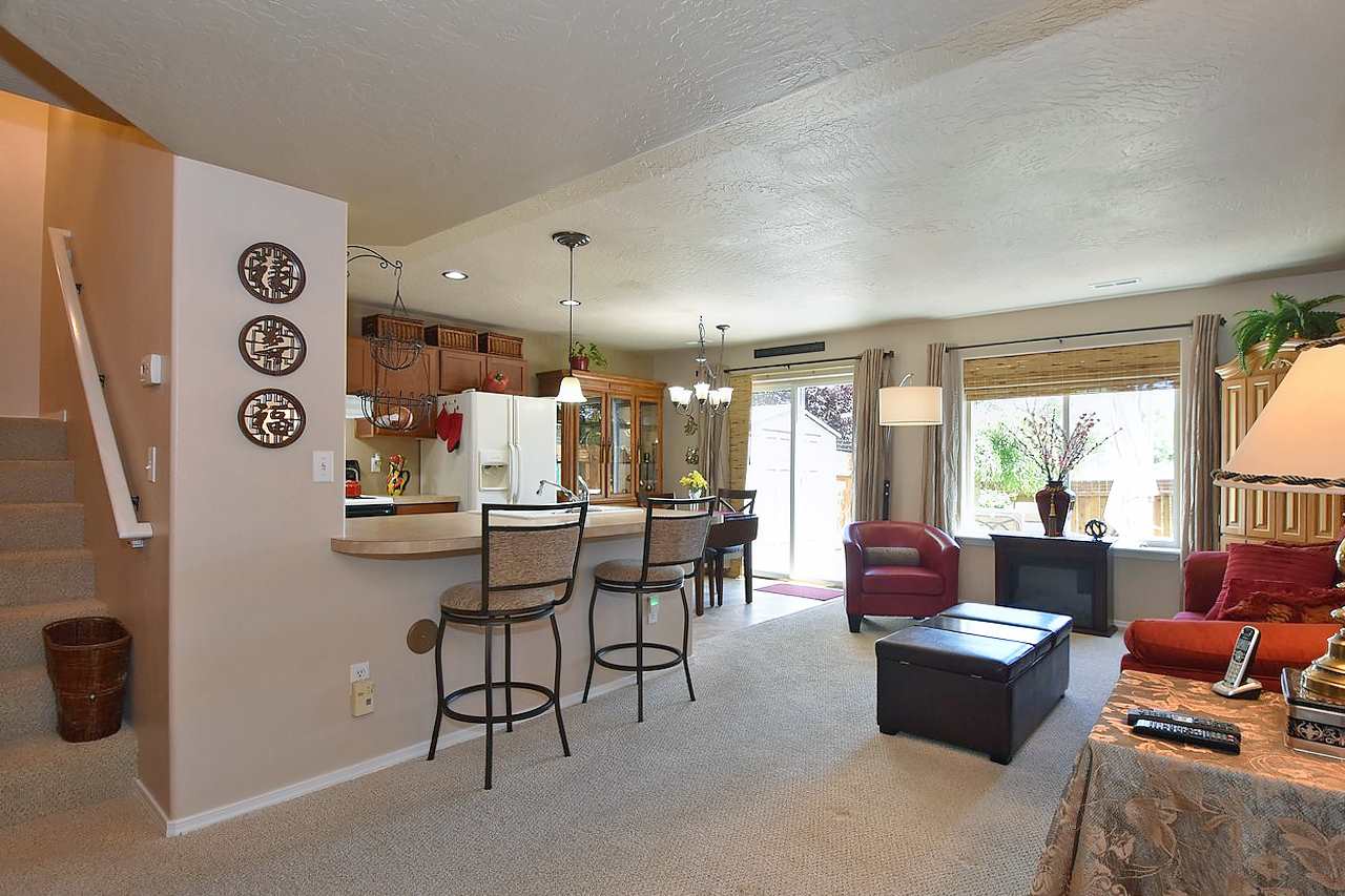 417 South Skipworth Road, Unit J (#102) Spokane Valley, WA 99206 - Photo 4 of 20 Gallery Image 4