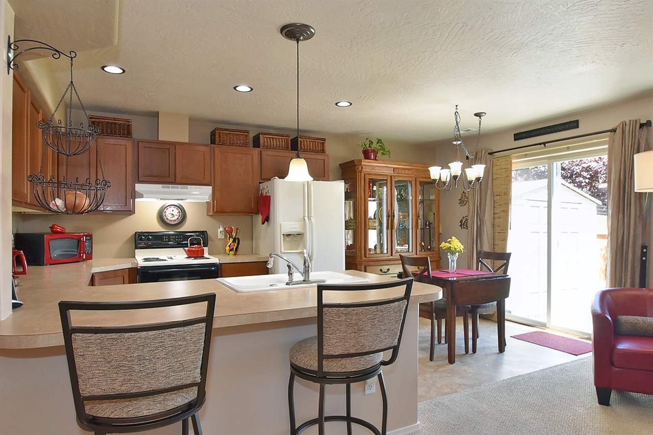 417 South Skipworth Road, Unit J (#102) Spokane Valley, WA 99206 - Photo 5 of 20 Gallery Image 5