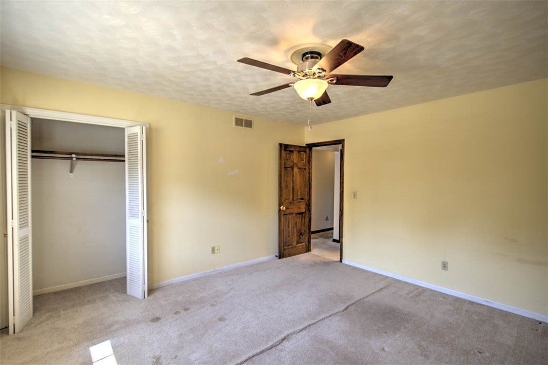 2130 Gary Court Decatur, IL 62526 - Photo 20 of 36 Gallery Image 20